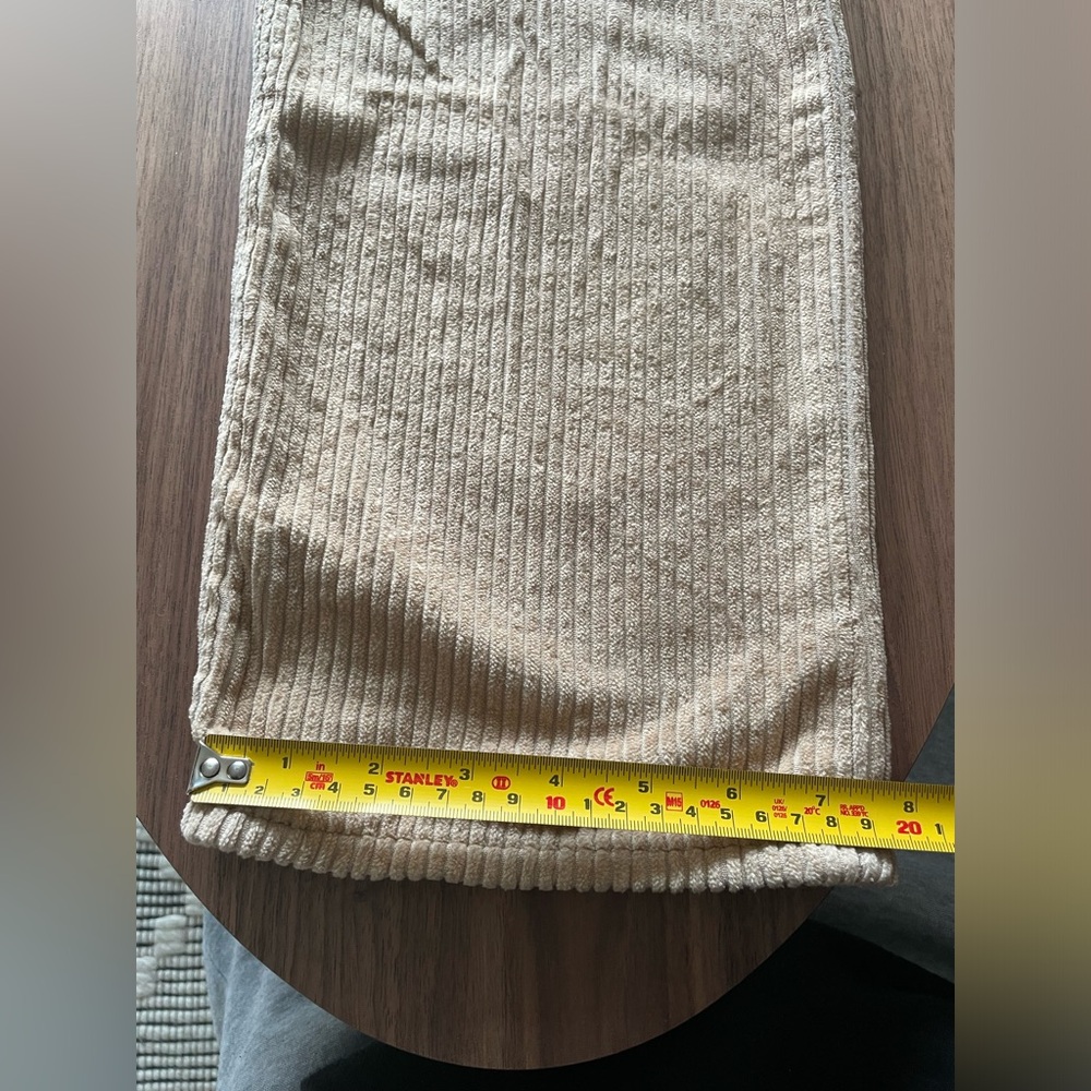 Levis pants - Picture 8 of 12
